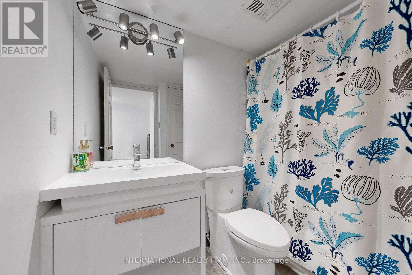 715 - 89 Mccaul Street, Toronto, Ontario  M5T 2X3 - Photo 12 - C13005078