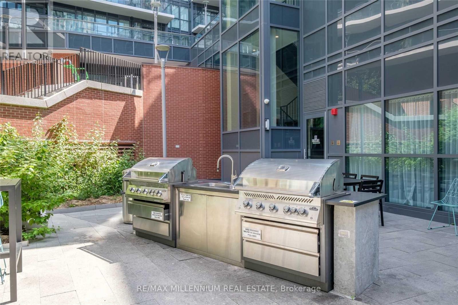 512 - 38 Iannuzzi Street, Toronto, Ontario  M5V 0S2 - Photo 30 - C13006604