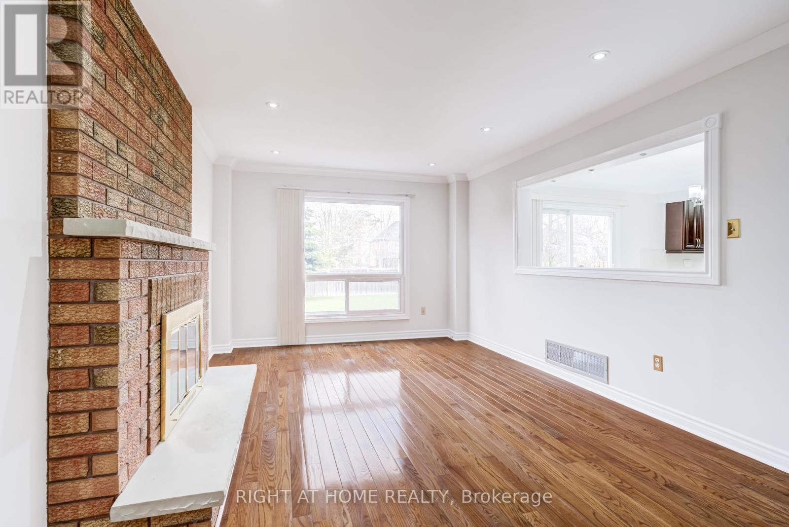 46 Hewlett Crescent, Markham, Ontario  L3P 7J8 - Photo 13 - N13009654