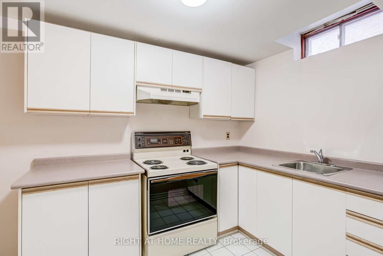 46 Hewlett Crescent, Markham, Ontario  L3P 7J8 - Photo 43 - N13009654