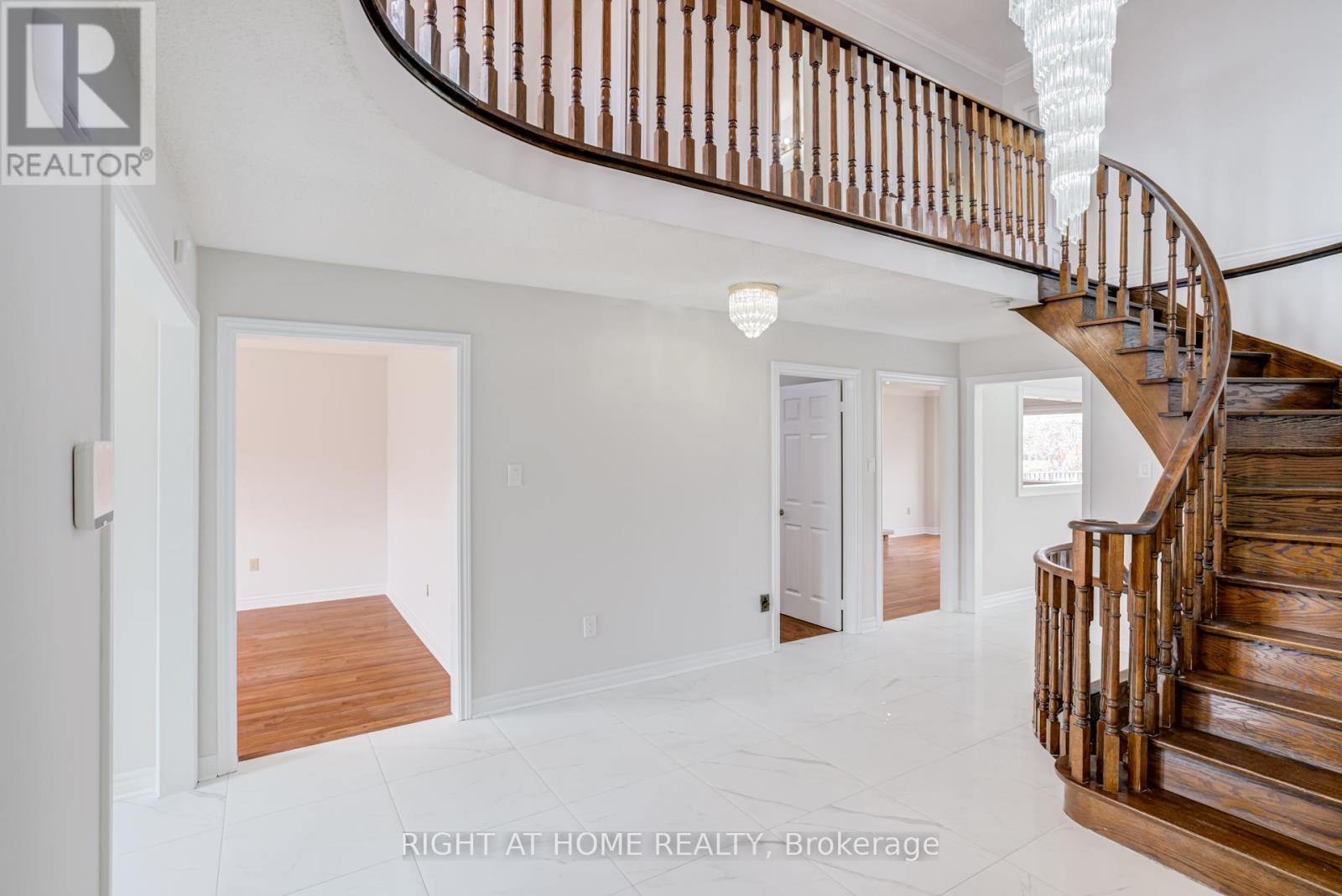 46 Hewlett Crescent, Markham, Ontario  L3P 7J8 - Photo 5 - N13009654