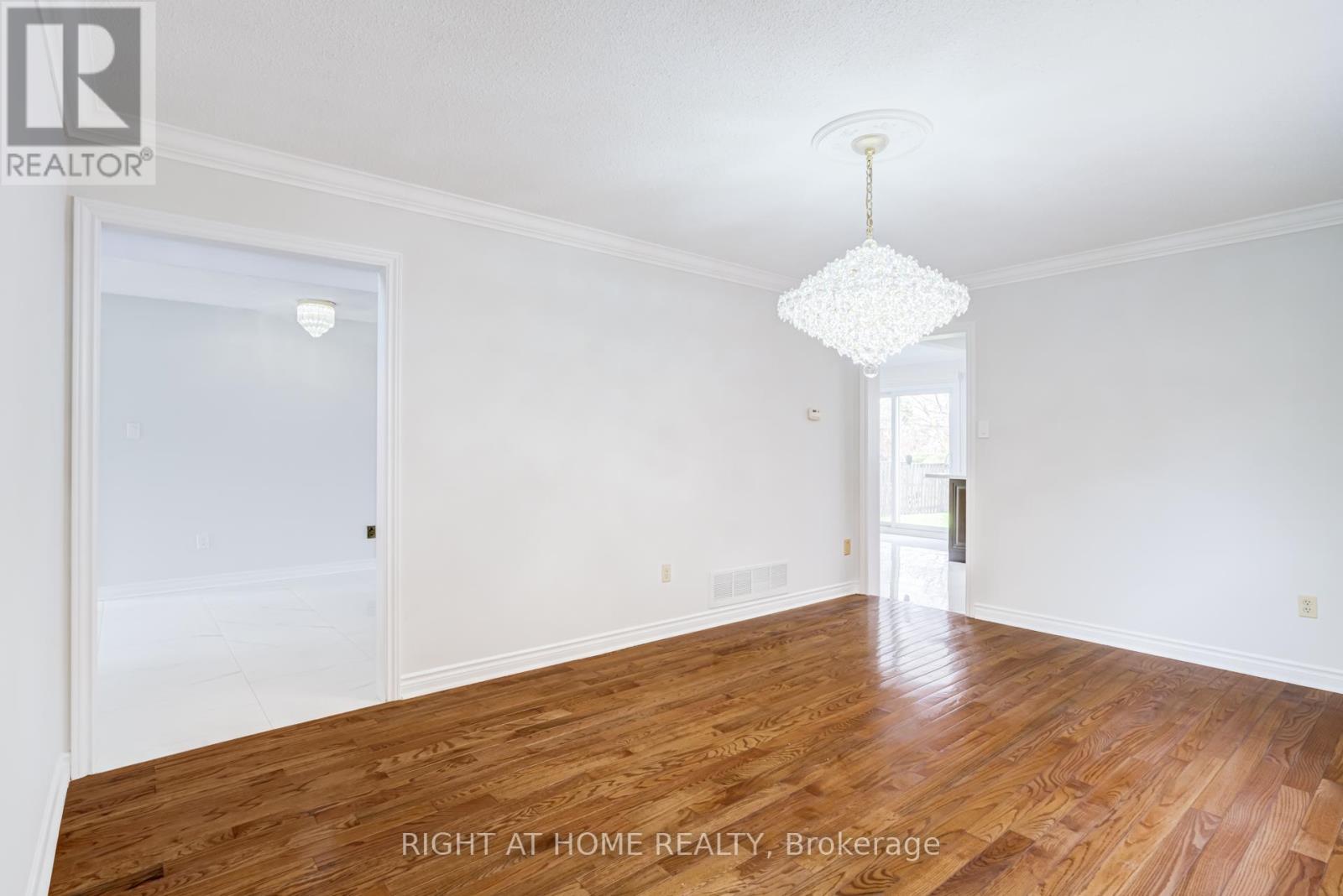 46 Hewlett Crescent, Markham, Ontario  L3P 7J8 - Photo 9 - N13009654