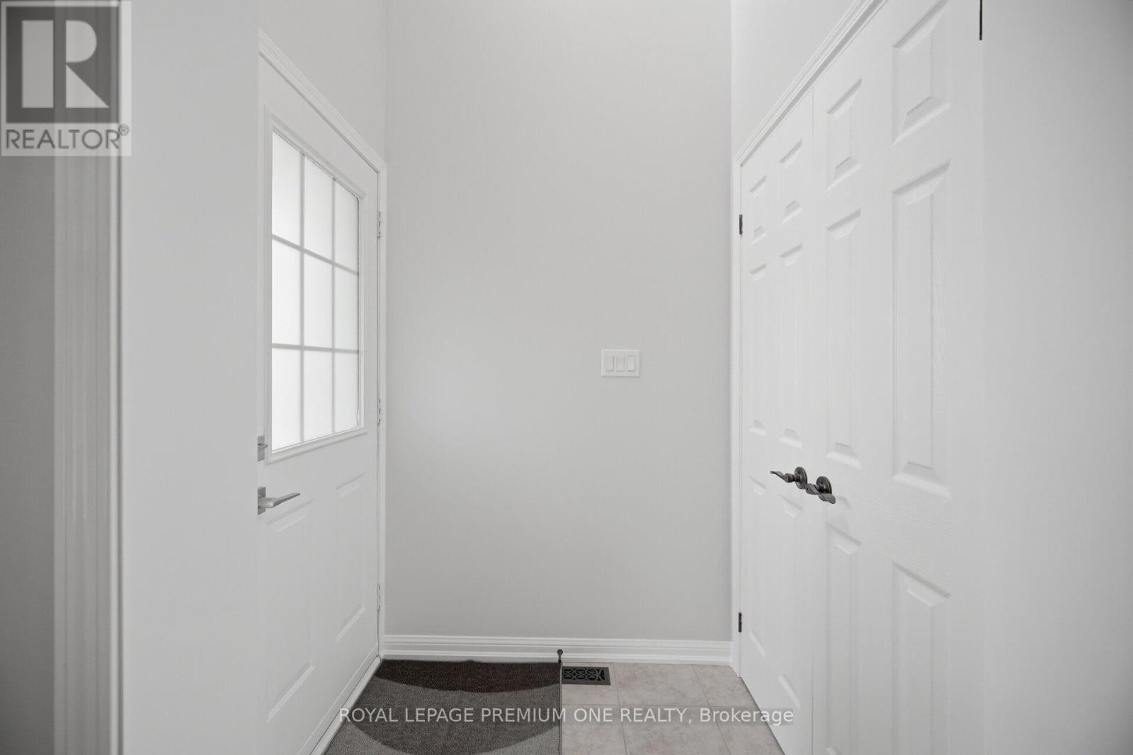 21 Ocean Avenue, Vaughan, Ontario  L6A 2X7 - Photo 5 - N13009658