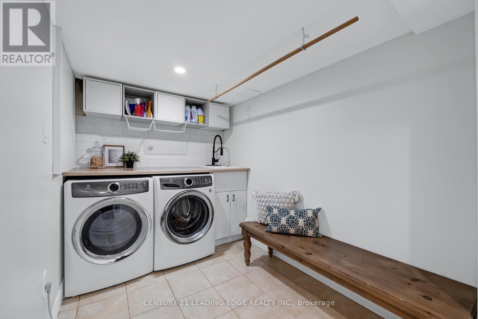 529 Pelletier Court, Newmarket, Ontario  L3X 2N7 - Photo 25 - N13009668