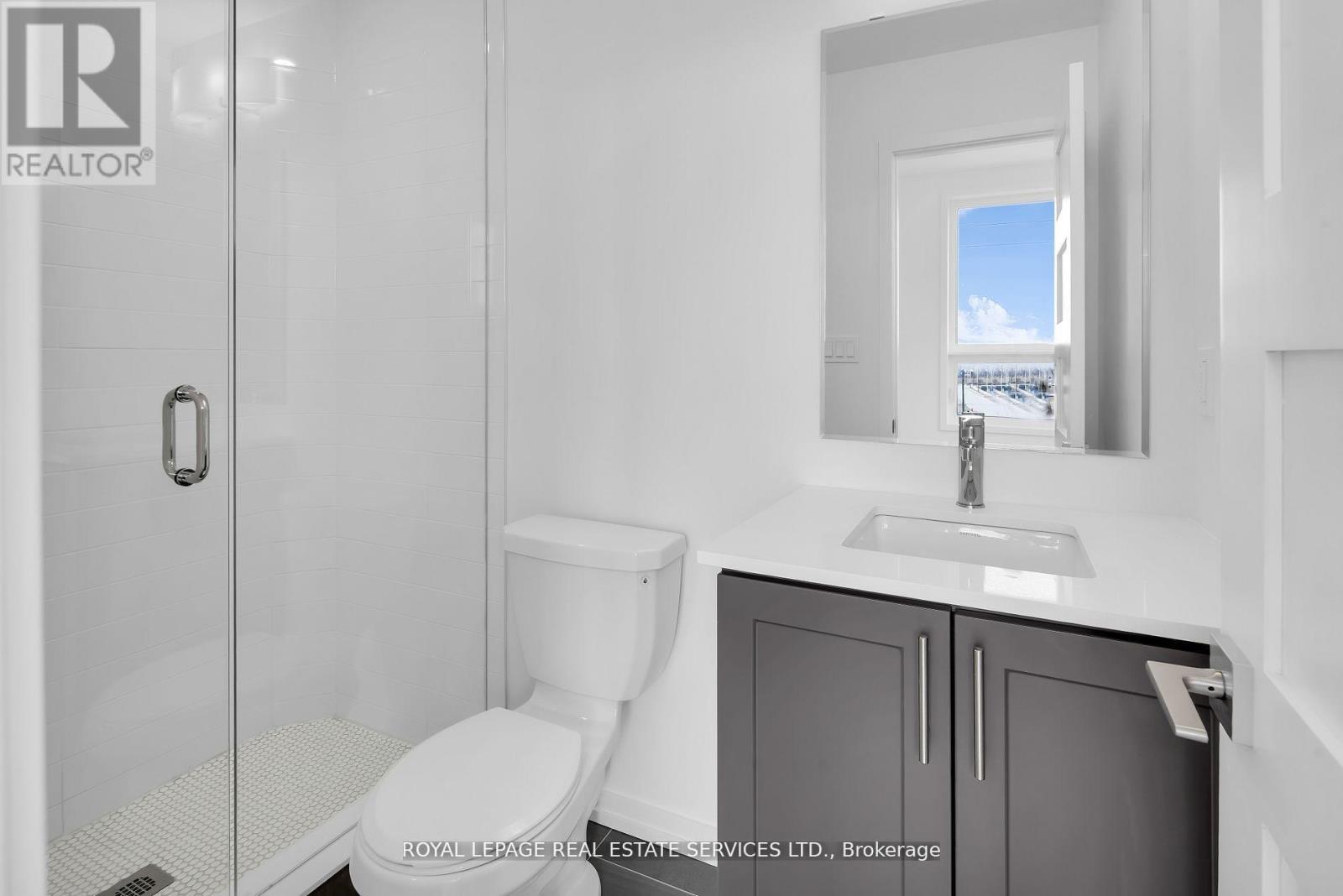 3 - 18 Lytham Green Circle, Newmarket, Ontario  L3Y 0H4 - Photo 31 - N13009716