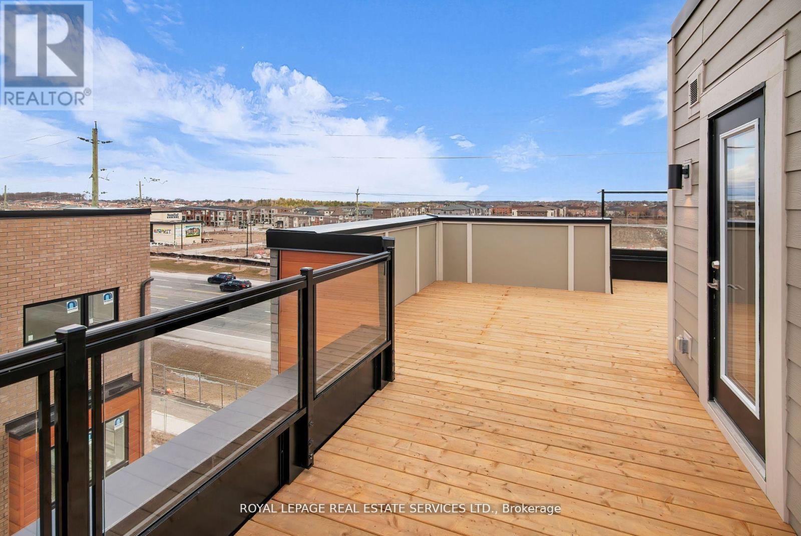 3 - 18 Lytham Green Circle, Newmarket, Ontario  L3Y 0H4 - Photo 43 - N13009716