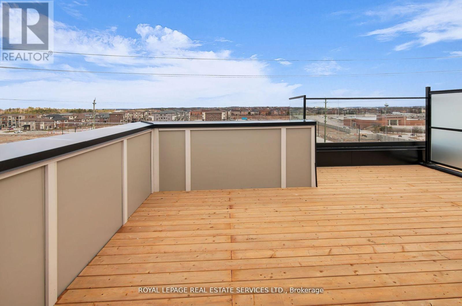 3 - 18 Lytham Green Circle, Newmarket, Ontario  L3Y 0H4 - Photo 44 - N13009716