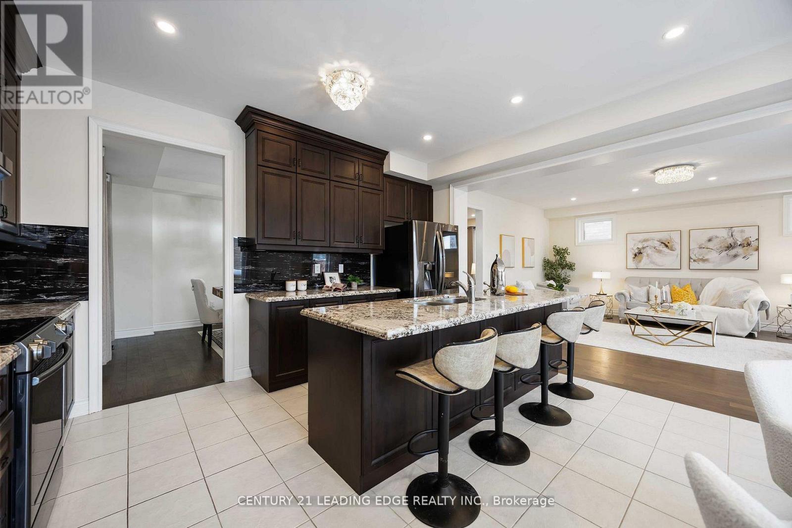 689 Somerville Drive, Newmarket, Ontario  L3X 0J9 - Photo 18 - N13009730