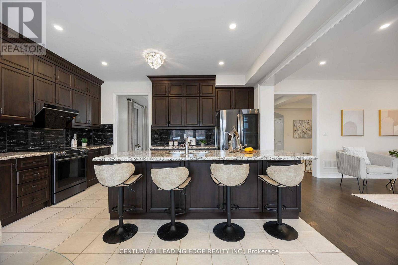 689 Somerville Drive, Newmarket, Ontario  L3X 0J9 - Photo 19 - N13009730