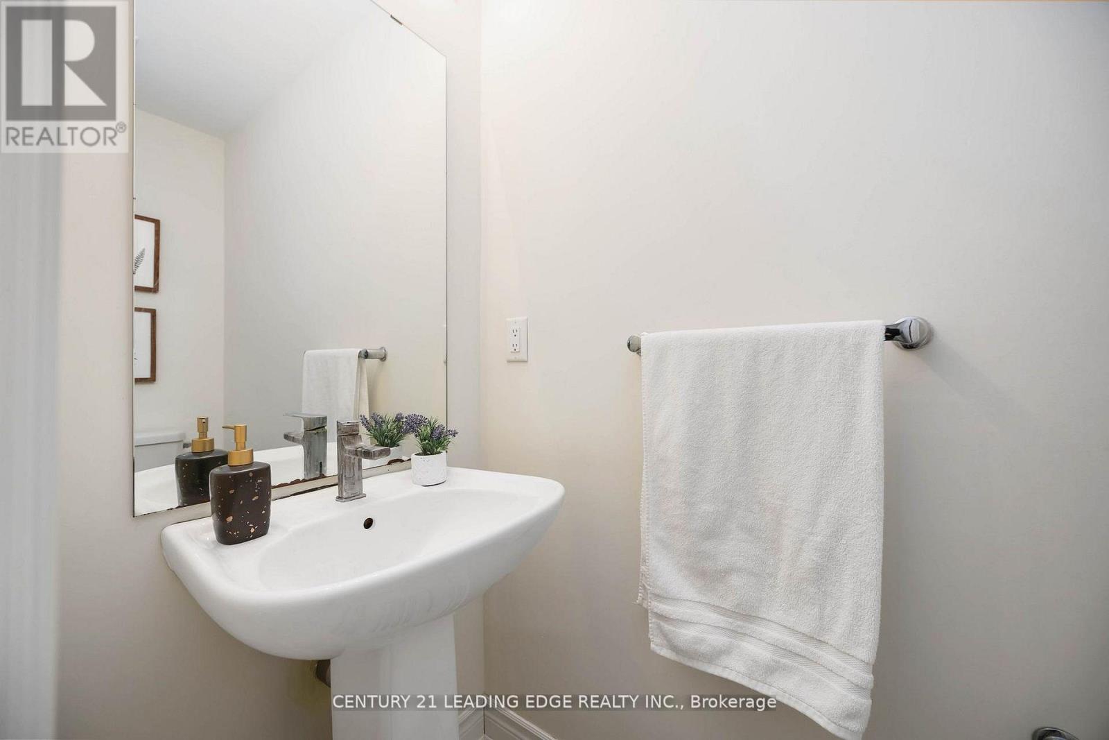 689 Somerville Drive, Newmarket, Ontario  L3X 0J9 - Photo 41 - N13009730