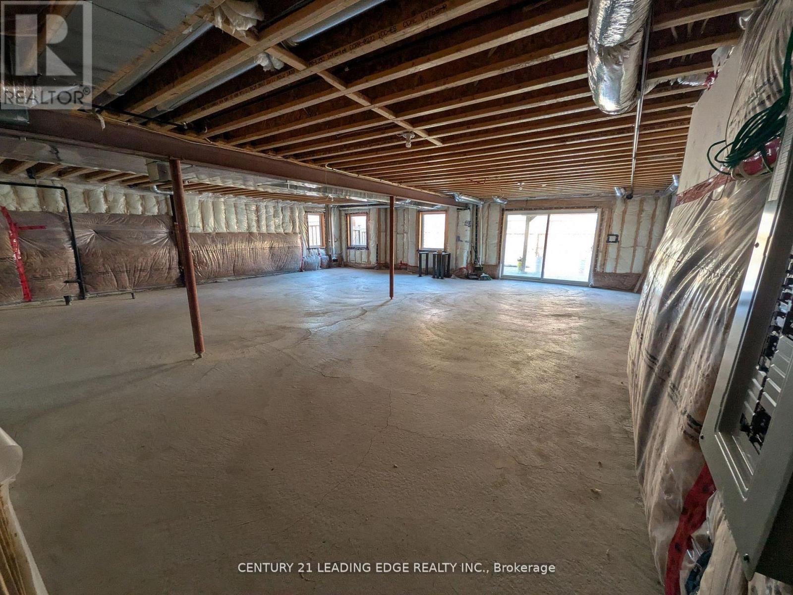 689 Somerville Drive, Newmarket, Ontario  L3X 0J9 - Photo 47 - N13009730