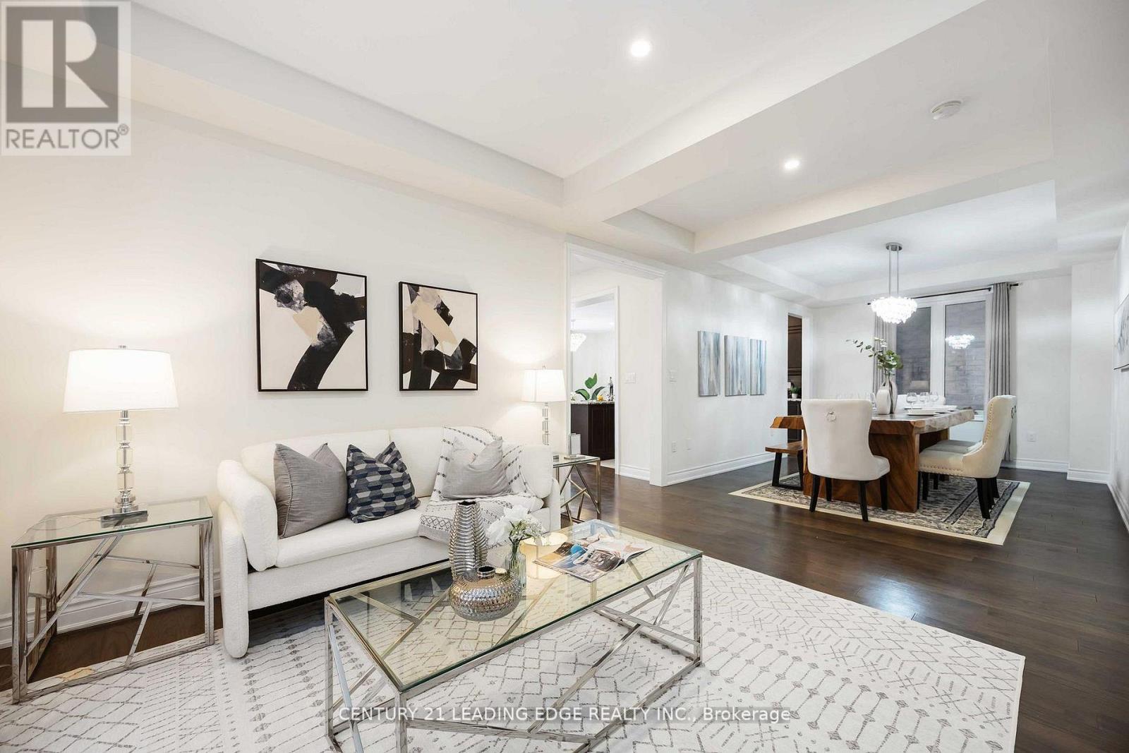 689 Somerville Drive, Newmarket, Ontario  L3X 0J9 - Photo 6 - N13009730