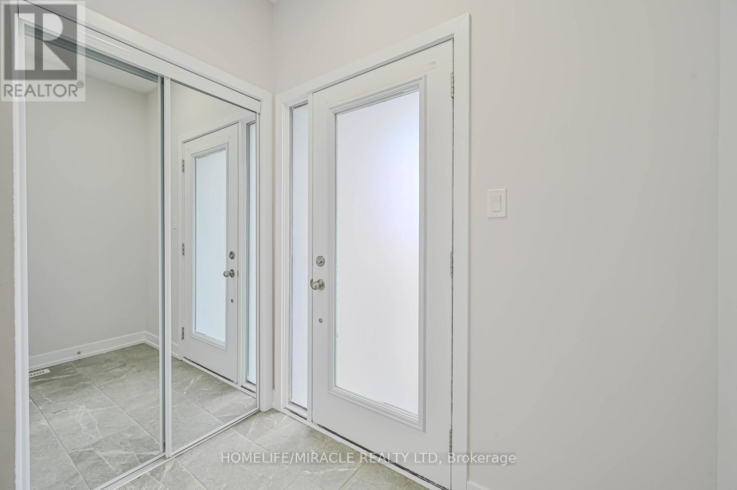 29 Turnberry Lane, Barrie, Ontario  L9J 0M8 - Photo 20 - S13009656