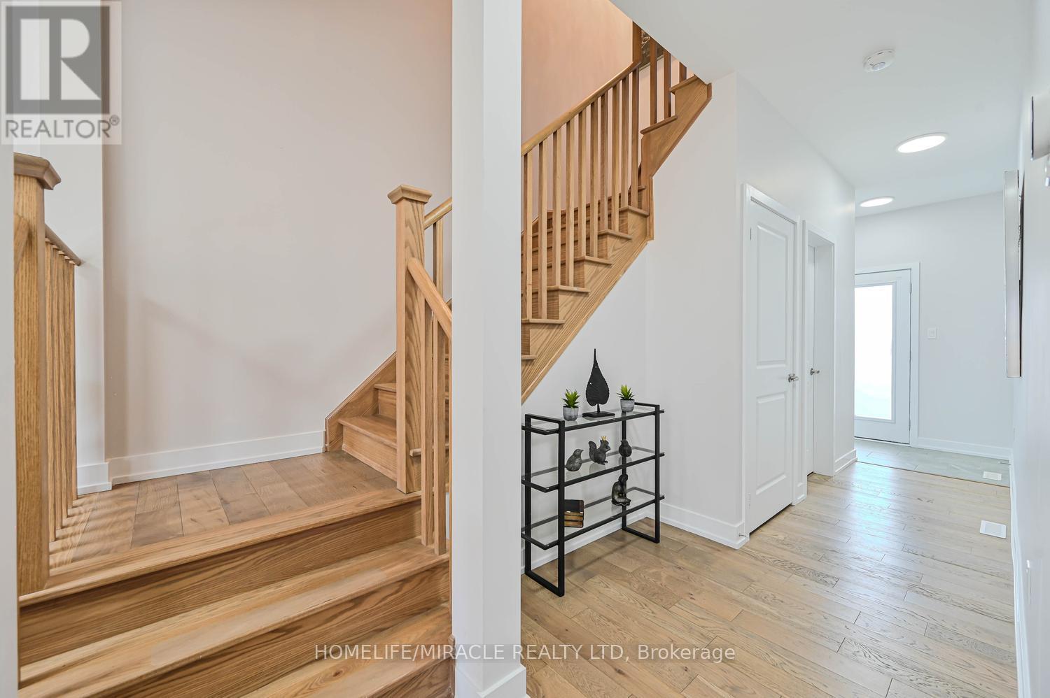 29 Turnberry Lane, Barrie, Ontario  L9J 0M8 - Photo 23 - S13009656