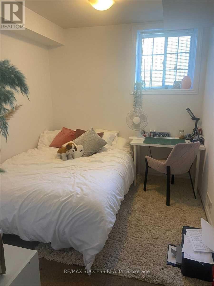 9 - 246 Penetanguishene Road, Barrie, Ontario  L4M 7C2 - Photo 11 - S13009688