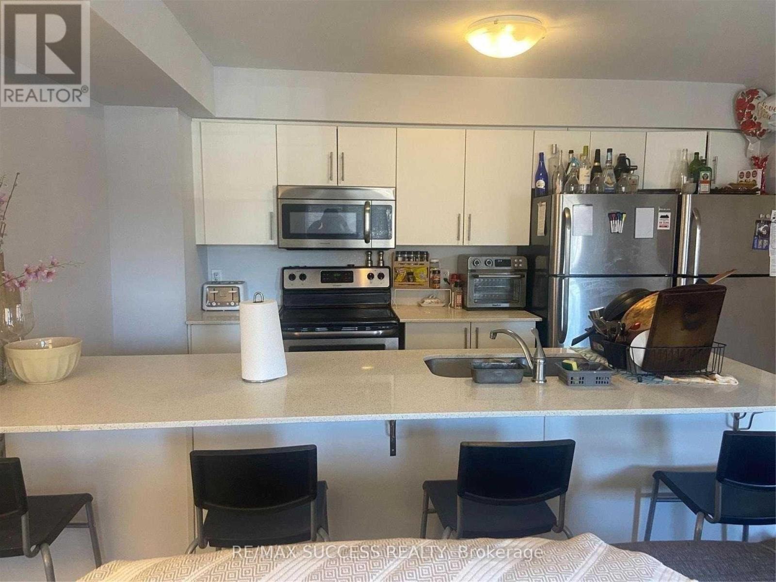 9 - 246 Penetanguishene Road, Barrie, Ontario  L4M 7C2 - Photo 5 - S13009688