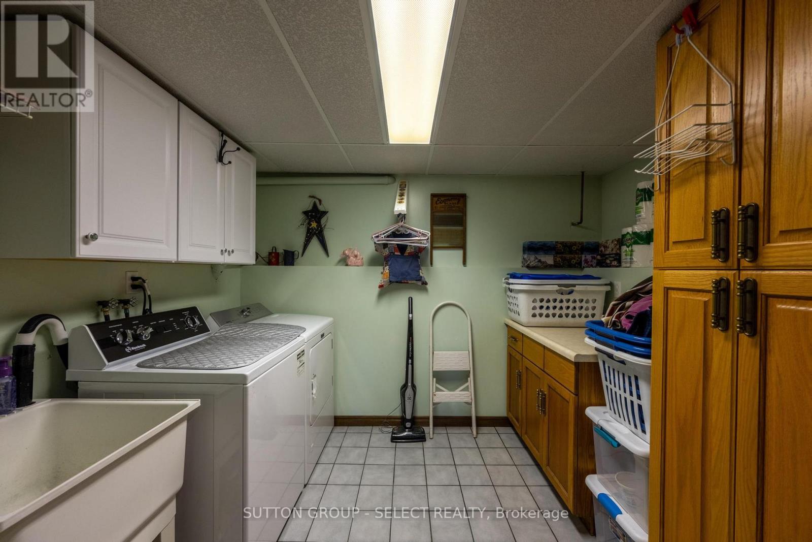 77242 London Road, Huron East, Ontario  N0M 1L0 - Photo 24 - X12813338