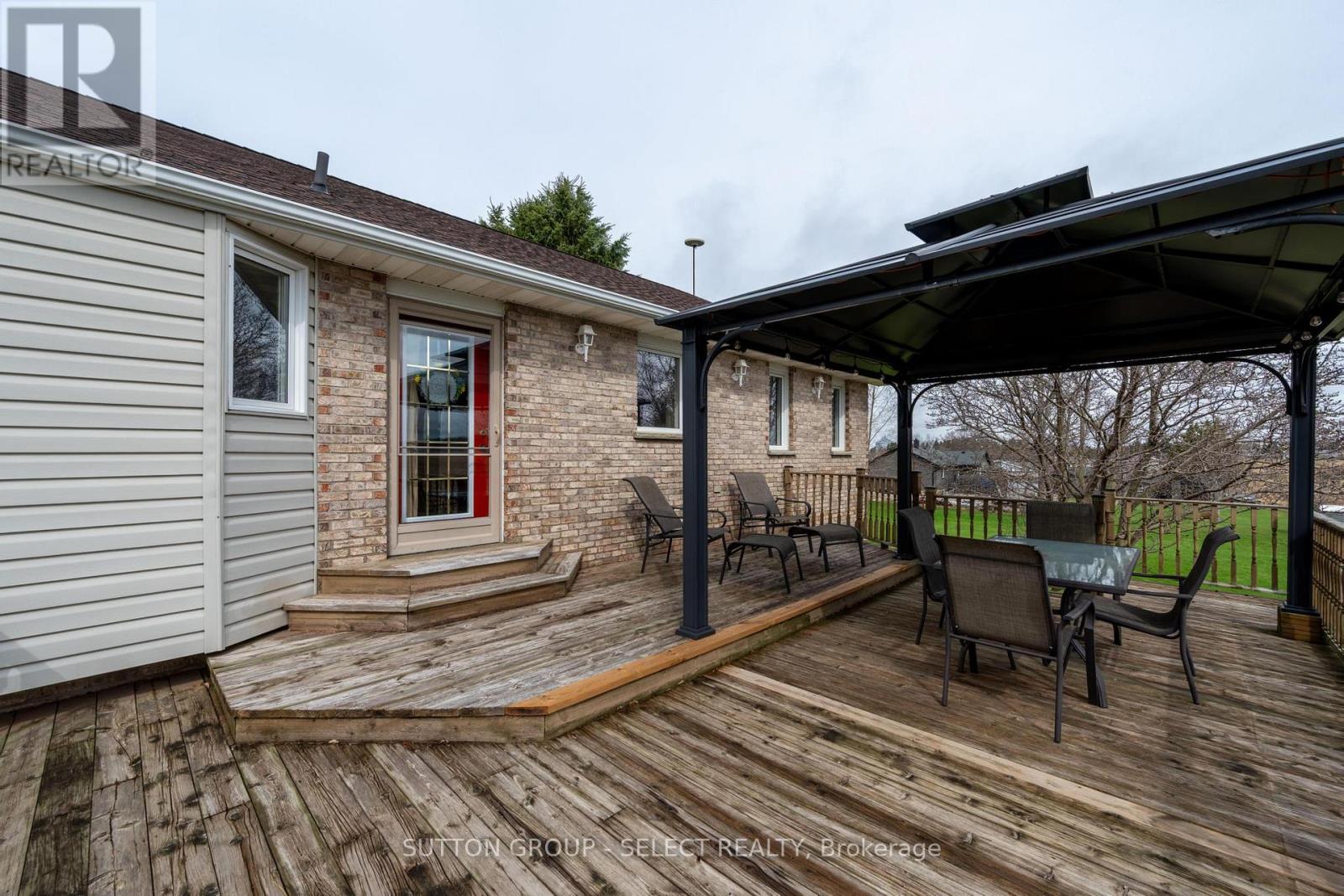 77242 London Road, Huron East, Ontario  N0M 1L0 - Photo 29 - X12813338