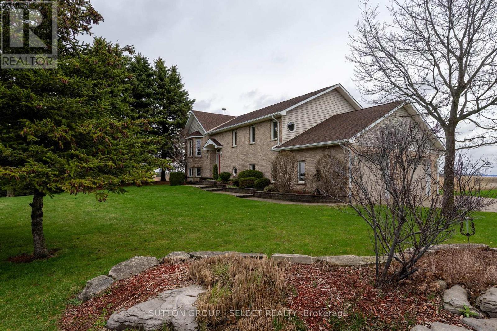 77242 London Road, Huron East, Ontario  N0M 1L0 - Photo 3 - X12813338