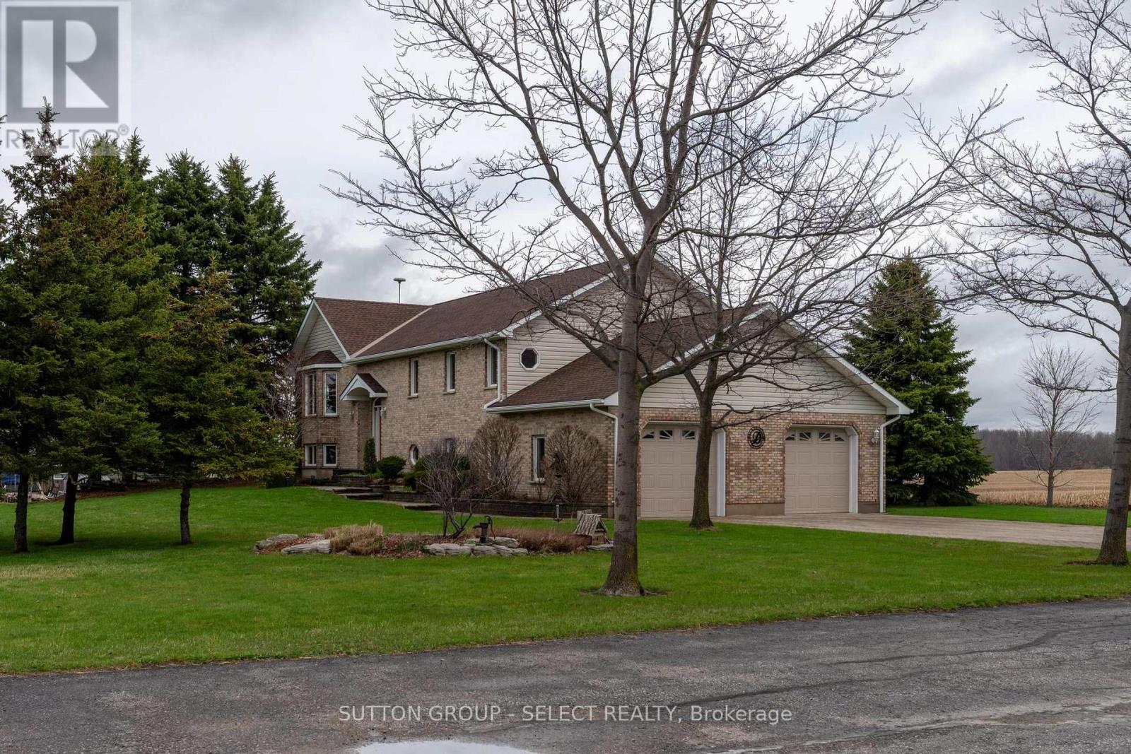 77242 London Road, Huron East, Ontario  N0M 1L0 - Photo 5 - X12813338