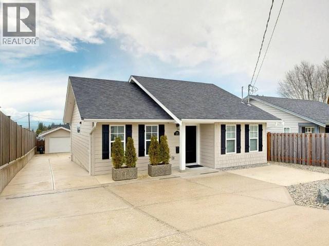 4511 Manson Ave, Powell River, British Columbia  V8A 3N3 - Photo 1 - 19797