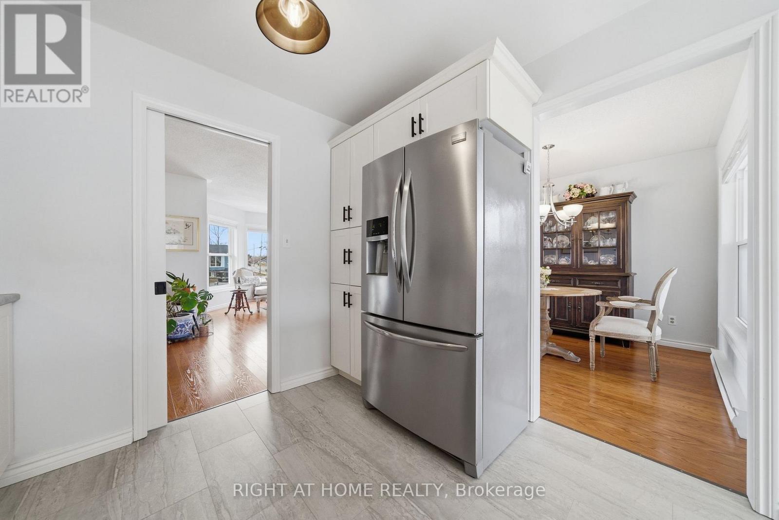 20 Argyle Crescent, Prince Edward County, Ontario  K0K 2T0 - Photo 11 - X12919528