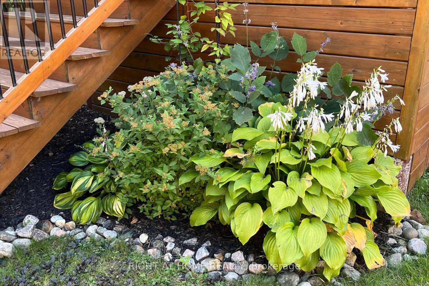 20 Argyle Crescent, Prince Edward County, Ontario  K0K 2T0 - Photo 37 - X12919528