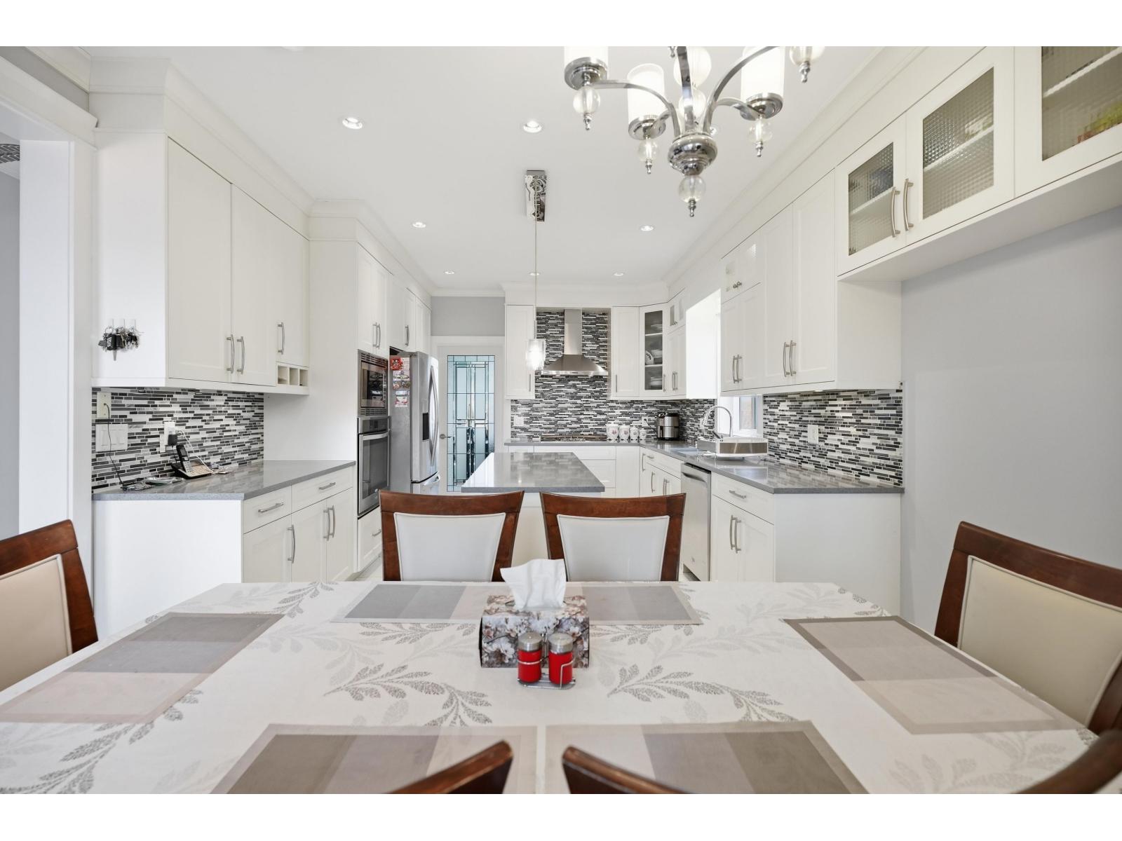 6559 142 Street, Surrey, British Columbia  V3W 5M5 - Photo 13 - R3109206