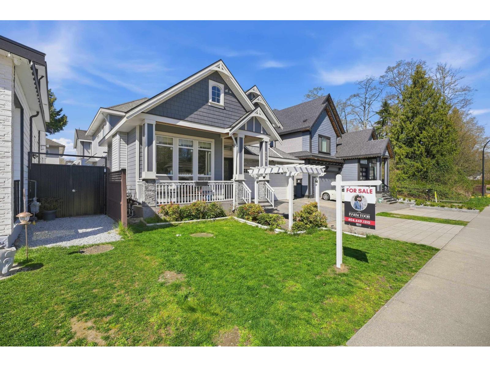 6559 142 Street, Surrey, British Columbia  V3W 5M5 - Photo 3 - R3109206