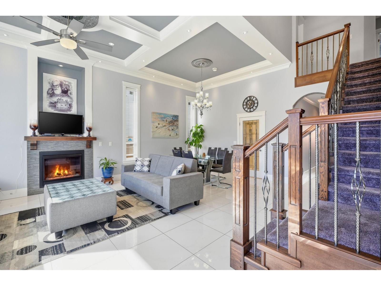 6559 142 Street, Surrey, British Columbia  V3W 5M5 - Photo 5 - R3109206