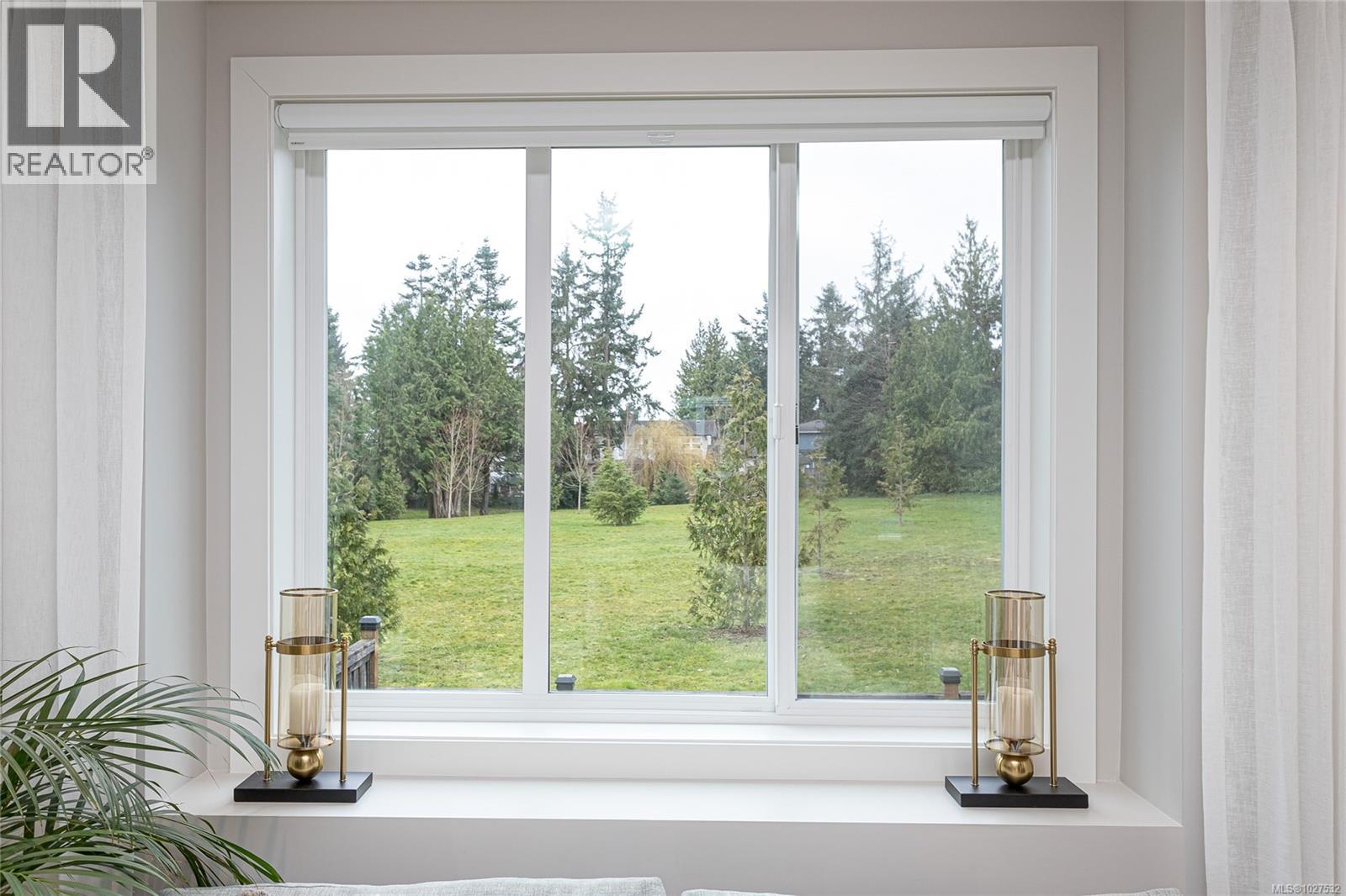 13 10480 Resthaven Dr, Sidney, British Columbia  V8L 3H7 - Photo 6 - 1027532