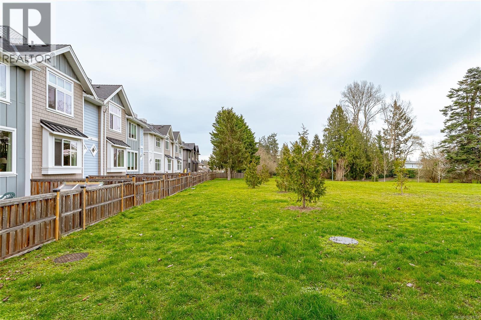 13 10480 Resthaven Dr, Sidney, British Columbia  V8L 3H7 - Photo 29 - 1027532