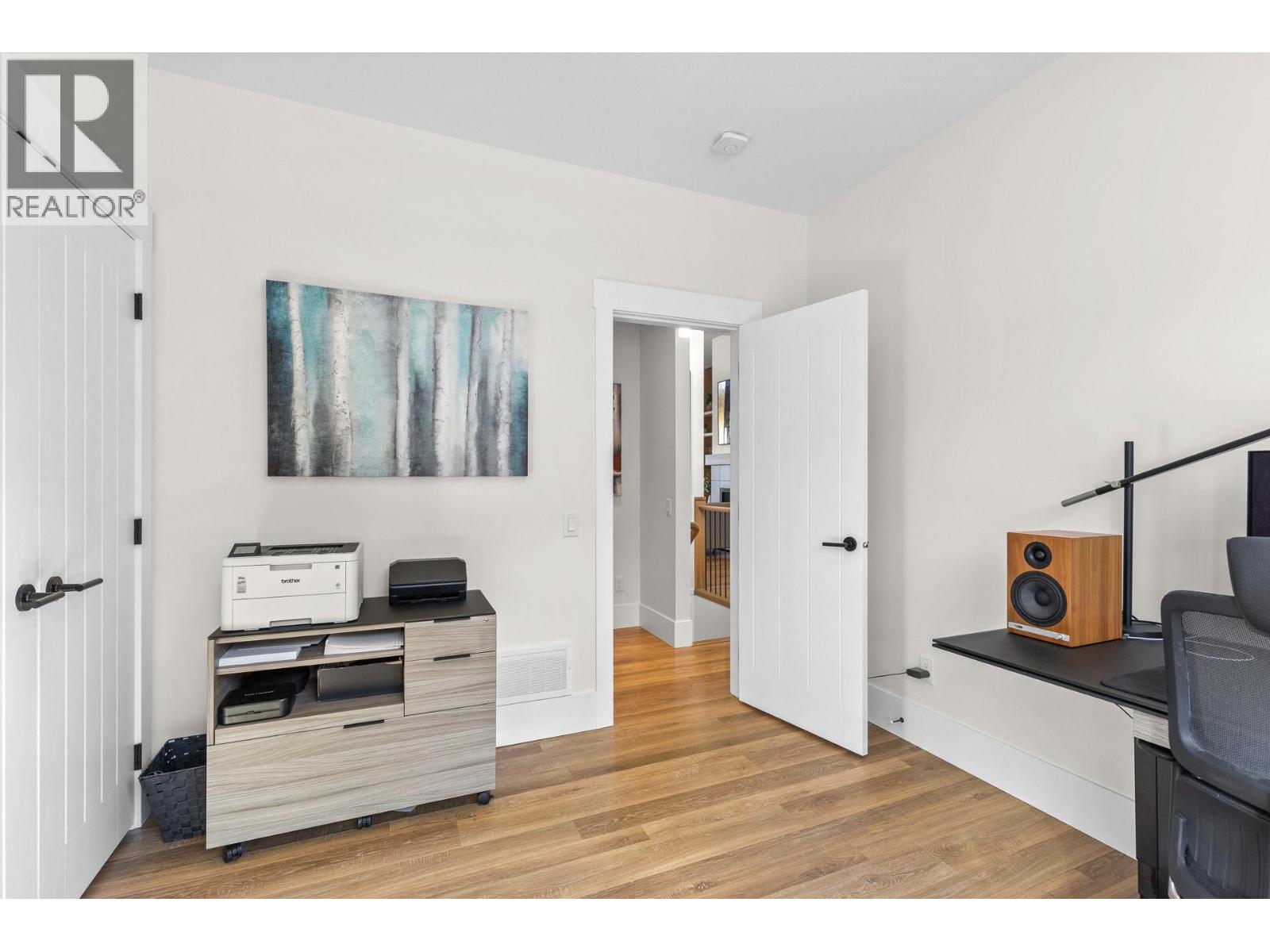 203 Grange Drive, Vernon, British Columbia  V1H 2M1 - Photo 8 - 10382342