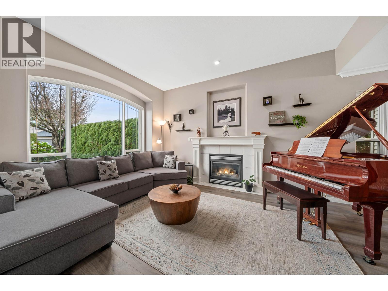 19386 123 Avenue, Pitt Meadows, British Columbia  V3Y 2K3 - Photo 4 - R3111112