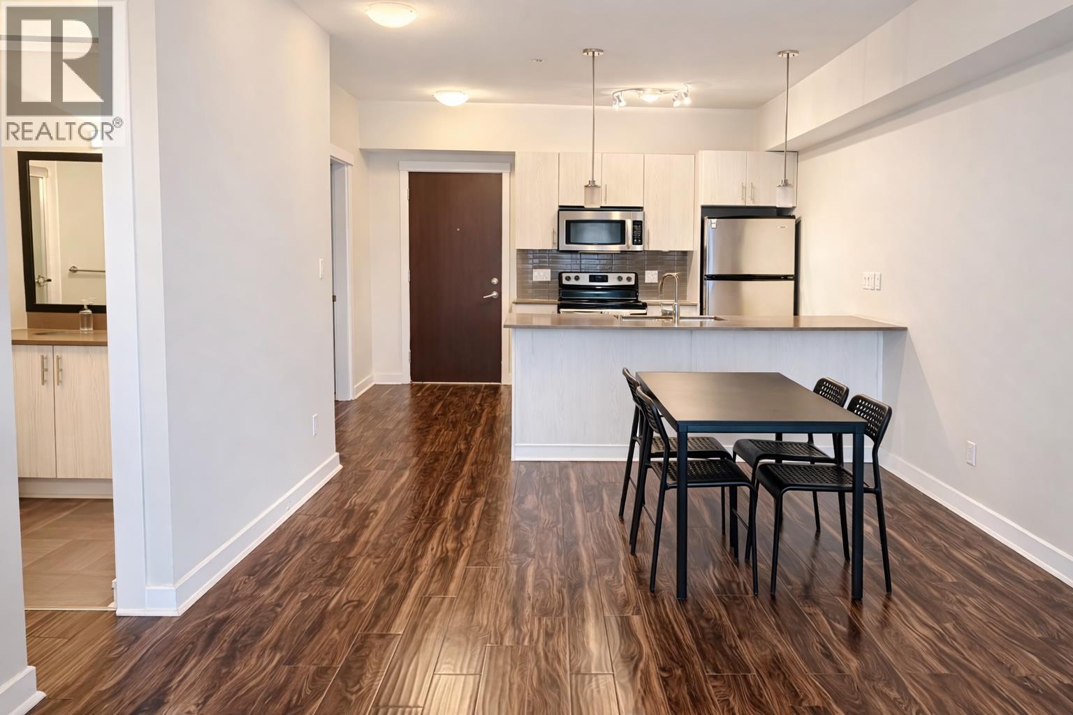 304 7777 Royal Oak Avenue, Burnaby, British Columbia  V5J 4K2 - Photo 5 - R3109461