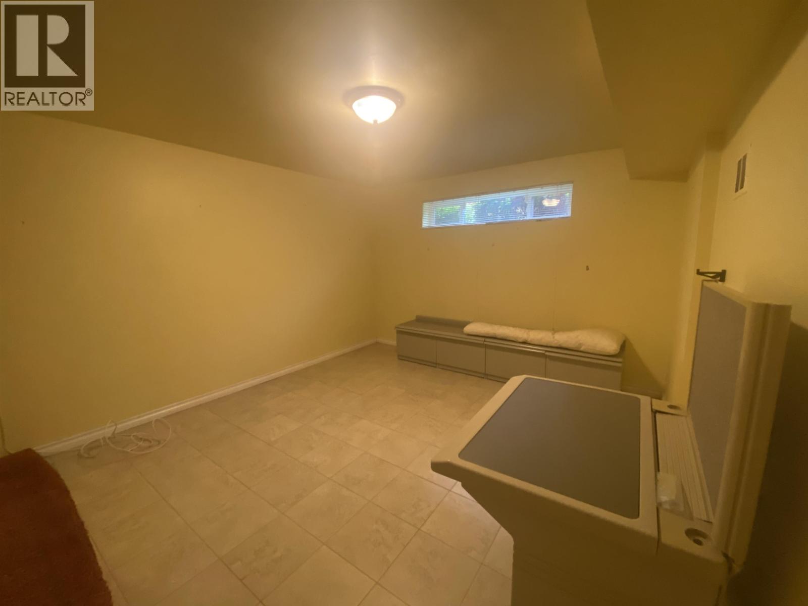 7635 10th Avenue, Burnaby, British Columbia  V3N 2S1 - Photo 27 - R3111217