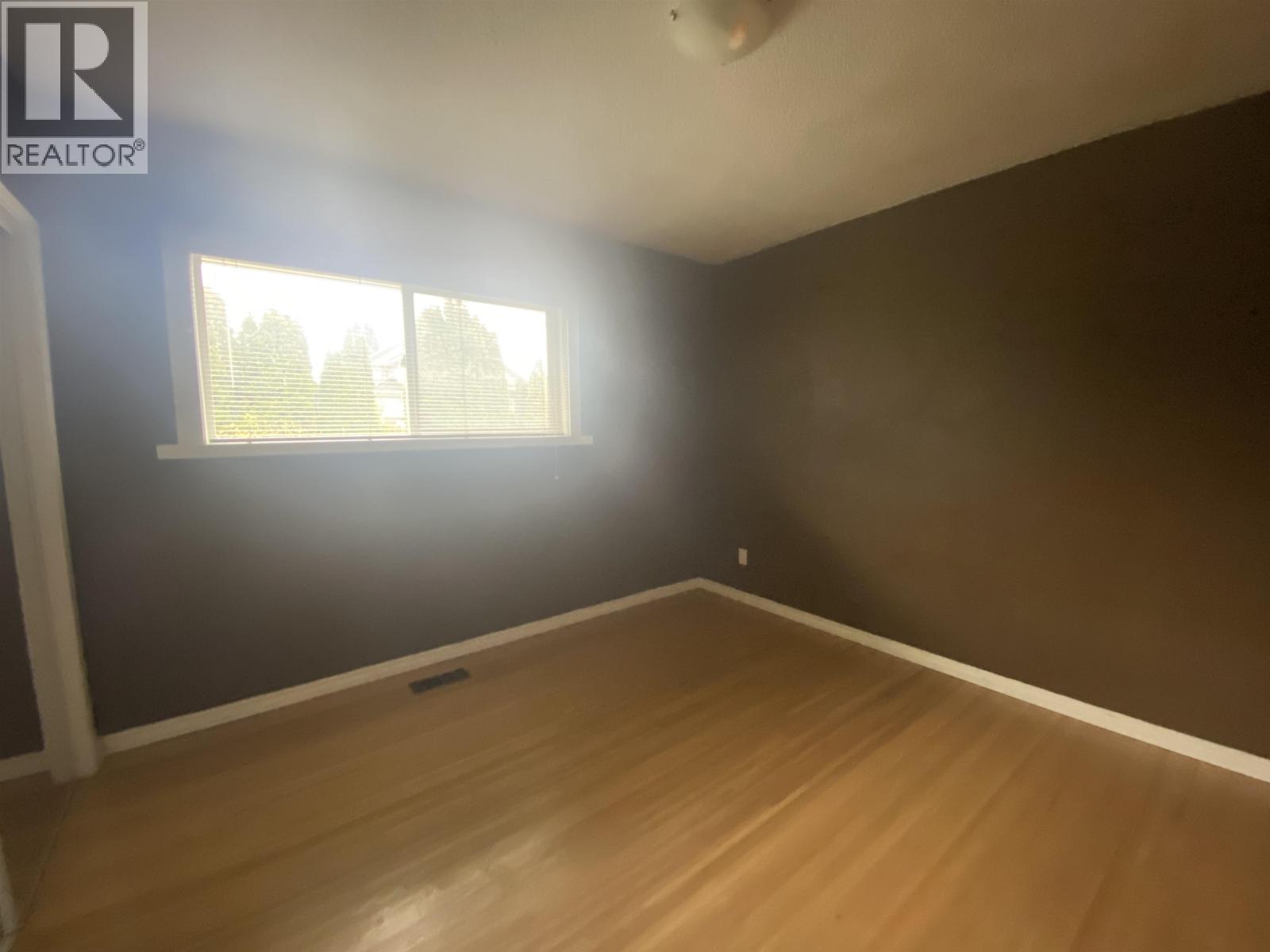 7635 10th Avenue, Burnaby, British Columbia  V3N 2S1 - Photo 11 - R3111217