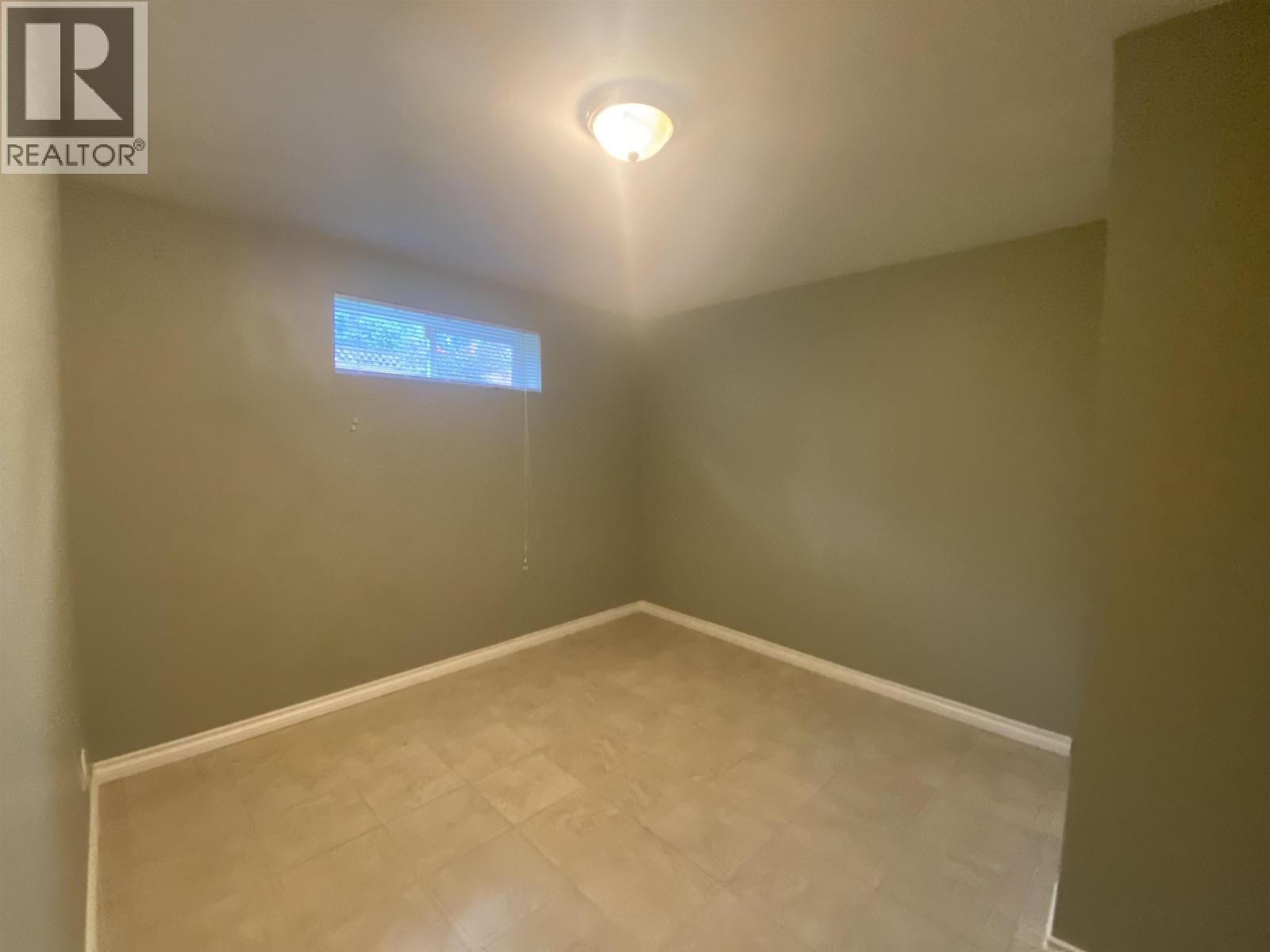 7635 10th Avenue, Burnaby, British Columbia  V3N 2S1 - Photo 25 - R3111217