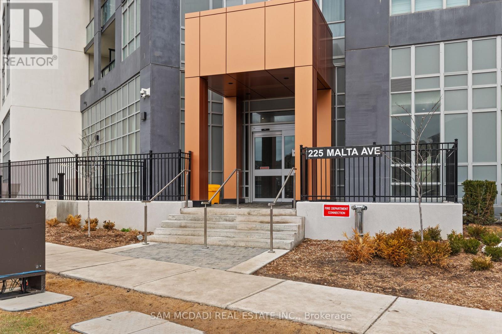 706 - 225 Malta Avenue, Brampton, Ontario  L6Y 4M5 - Photo 3 - W13009666