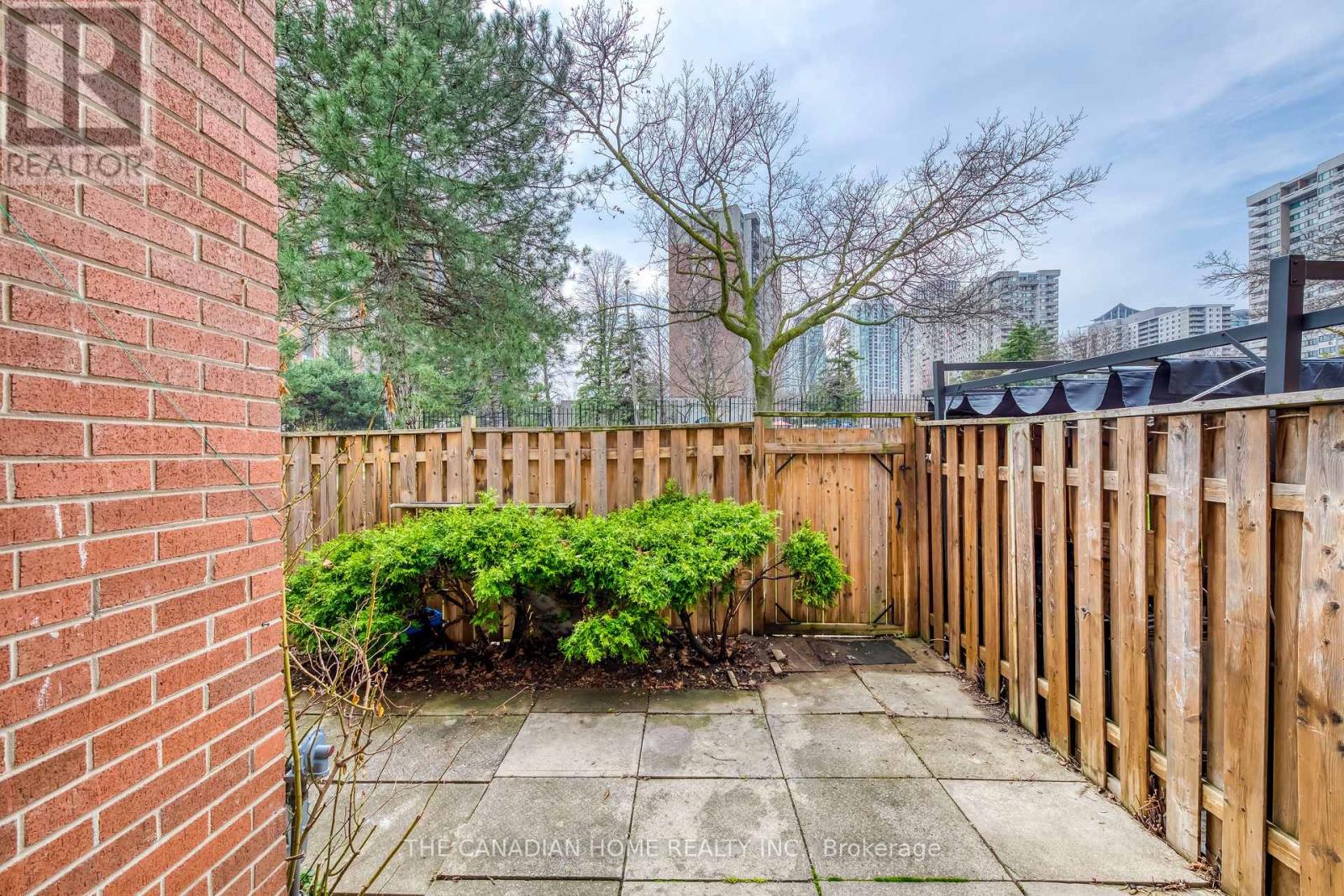 35 - 41 Mississauga Valley Boulevard E, Mississauga, Ontario  L5A 3N5 - Photo 40 - W13009672