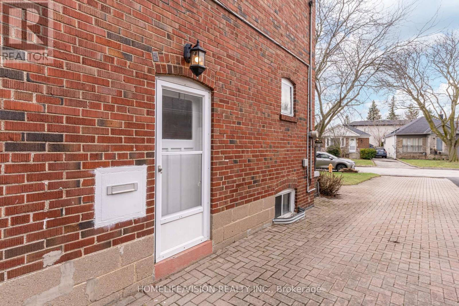 26 Miles Road, Toronto, Ontario  M8V 1V3 - Photo 25 - W13009674