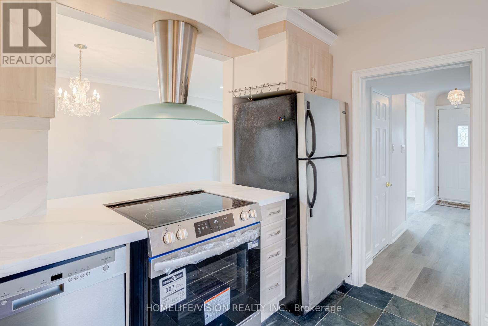 26 Miles Road, Toronto, Ontario  M8V 1V3 - Photo 5 - W13009674