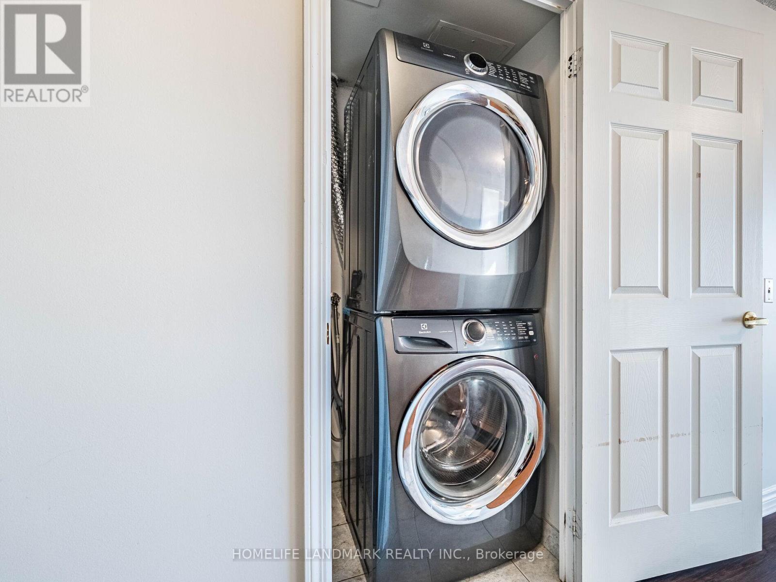 1210 - 55 Strathaven Drive, Mississauga, Ontario  L5R 4G9 - Photo 14 - W13009696