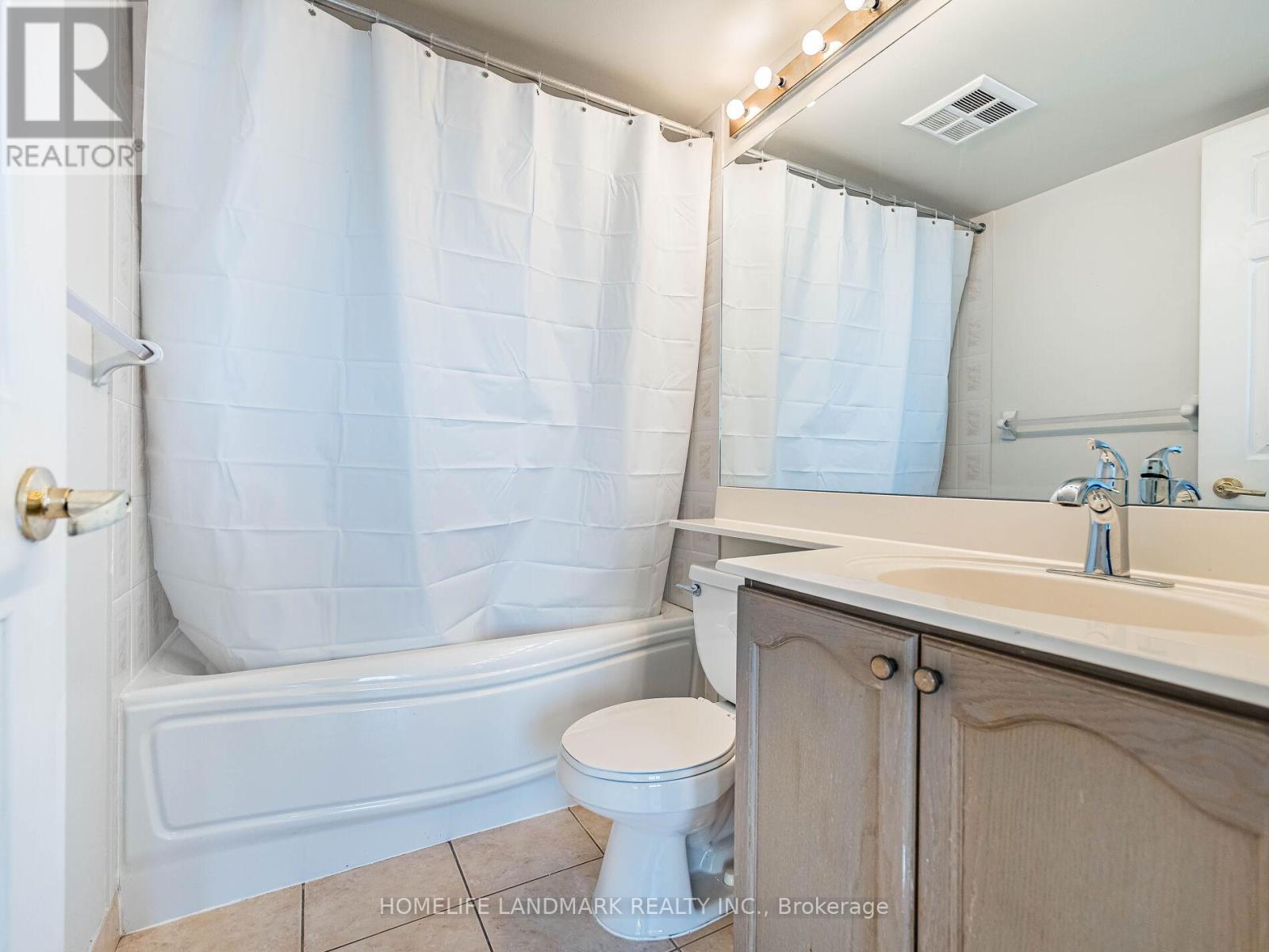 1210 - 55 Strathaven Drive, Mississauga, Ontario  L5R 4G9 - Photo 9 - W13009696