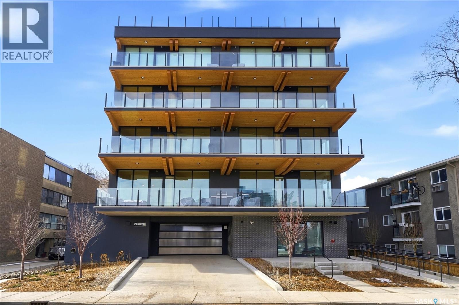 301 212 Saskatchewan Crescent, Saskatoon, Saskatchewan  S7N 0X6 - Photo 1 - SK033172