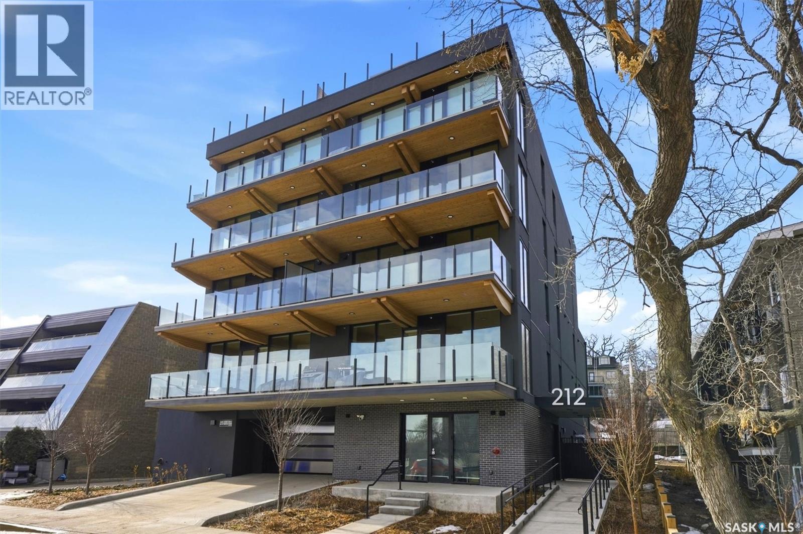 301 212 Saskatchewan Crescent, Saskatoon, Saskatchewan  S7N 0X6 - Photo 2 - SK033172