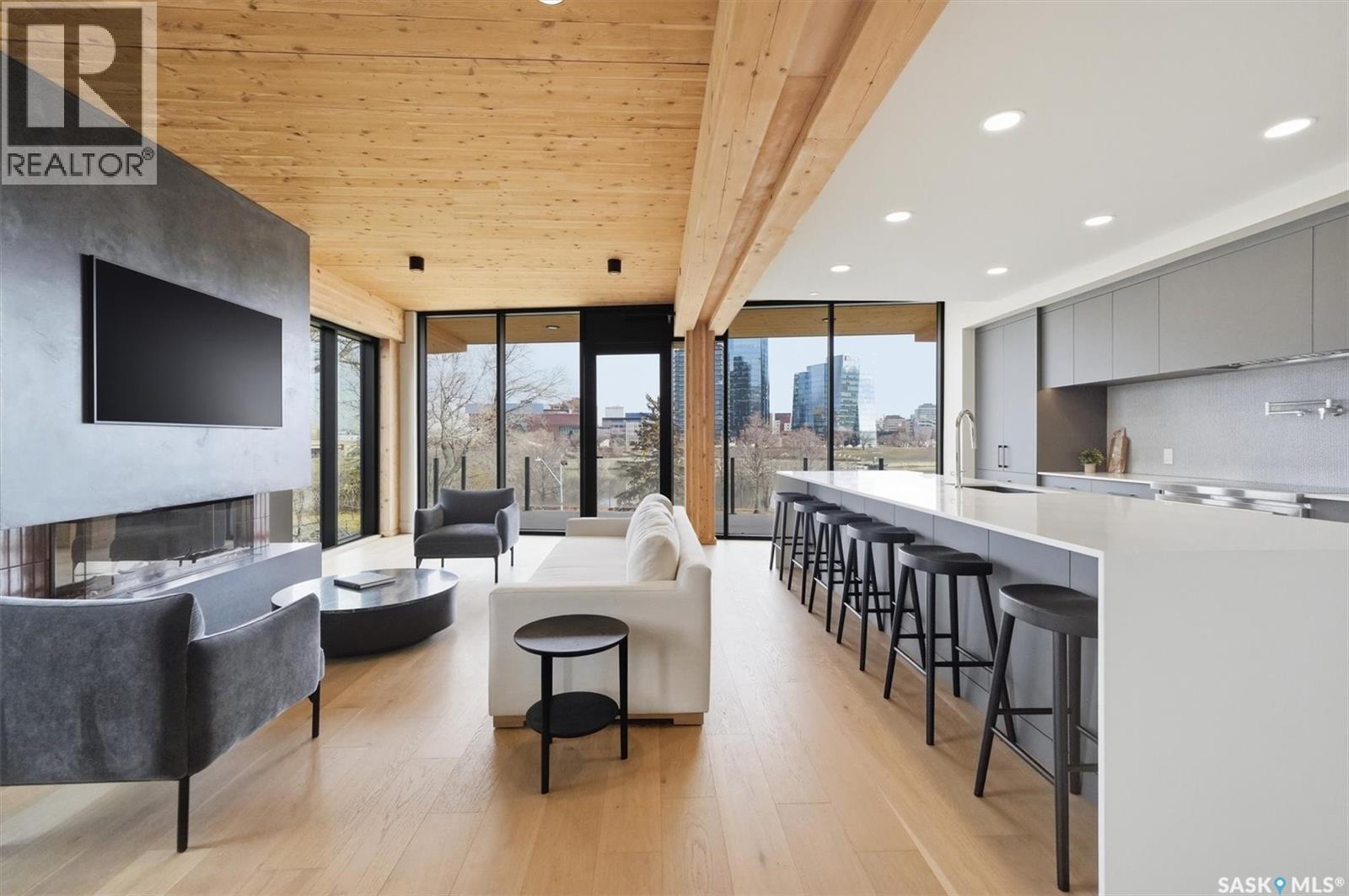 301 212 Saskatchewan Crescent, Saskatoon, Saskatchewan  S7N 0X6 - Photo 4 - SK033172