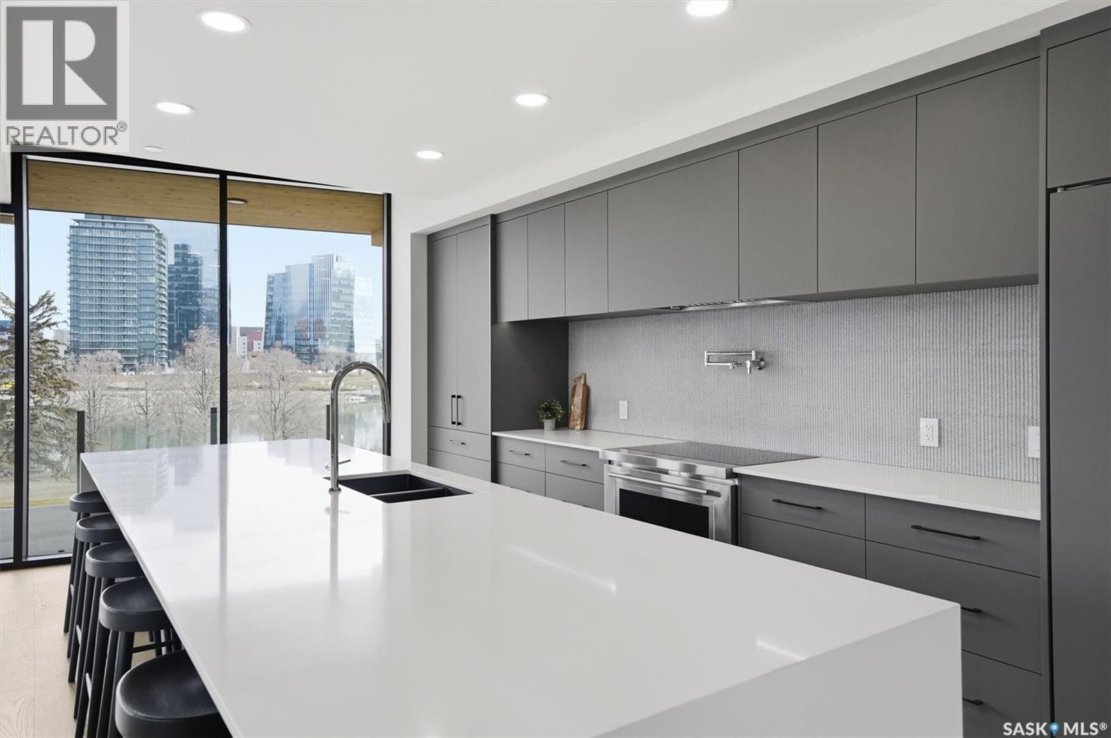 301 212 Saskatchewan Crescent, Saskatoon, Saskatchewan  S7N 0X6 - Photo 8 - SK033172