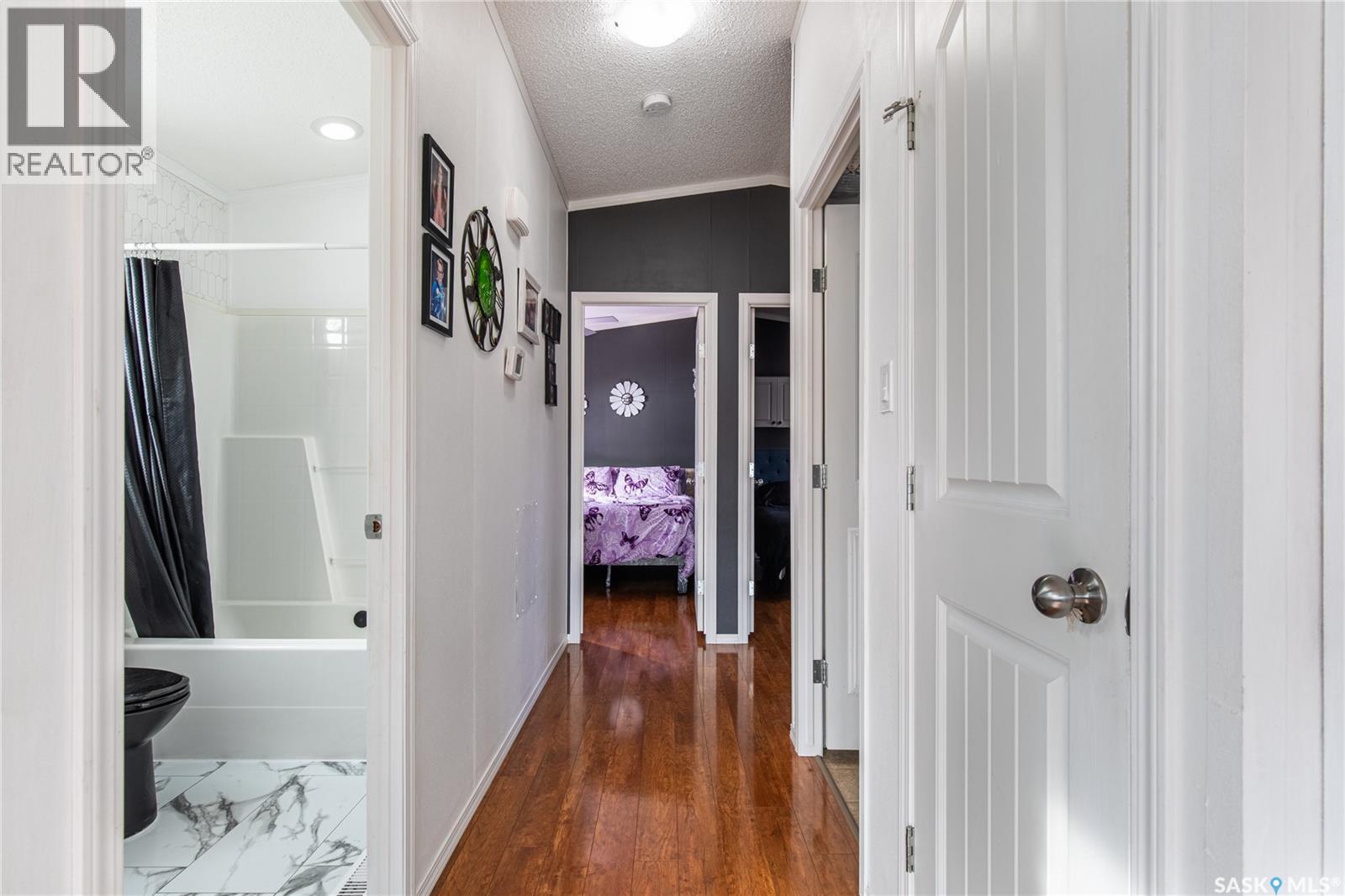 130 Marine Drive, South Lake, Saskatchewan  S0G 4C0 - Photo 13 - SK033141