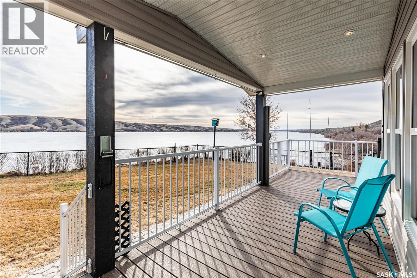 130 Marine Drive, South Lake, Saskatchewan  S0G 4C0 - Photo 2 - SK033141